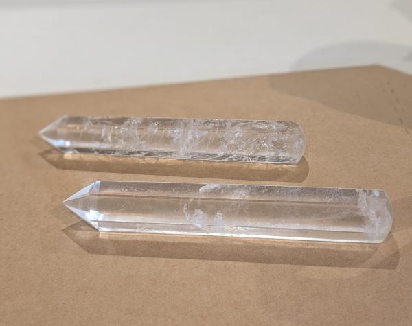 Bergkristall Stab klein ca. 7 cm - 9 cm perfekt für die Aura-Reinigung